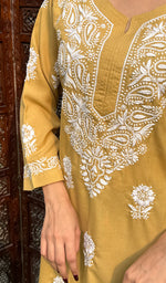 Load image into Gallery viewer, Women&#39;s Lakhnavi Handcrafted Cotton Chikankari Kurti - HONC0234237
