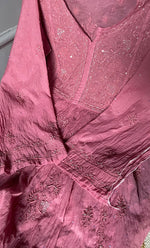 将图像加载到图库查看器中， Women&#39;s Lakhnavi Handcrafted Mul Chanderi Semi - stitched Kurta And Dupatta Set- HONC0294459
