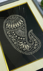 将图像加载到图库查看器中， Chikankari Momento Frame – Paisley Handcrafted Embroidery (10x14 Inch, Black &amp; White) - HONC0269462
