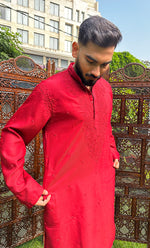 Load image into Gallery viewer, Men&#39;s Lucknowi Handcrafted Cotton Chikankari Kurta - HONC0324707
