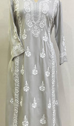 Load image into Gallery viewer, Rusdha Women&#39;s Lucknowi Handcrafted Modal Cotton Chikankari Kurti - HONC0213709
