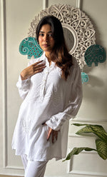 将图像加载到图库查看器中， Women&#39;s Lakhnavi Handcrafted Cotton Chikankari Top - HONC0155055
