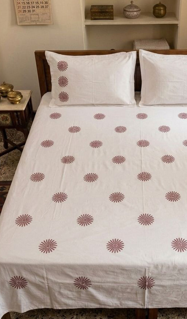 Lakhnavi Handcrafted Cotton Chikankari Bedsheet Set - HONC0373292