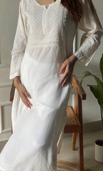 将图像加载到图库查看器中， Rooh Women&#39;s Lucknowi Handcrafted Modal Cotton Chikankari Kurti - HONC0264886
