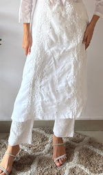 将图像加载到图库查看器中， Women's Lakhnavi Handcrafted Cotton Chikankari Kurti - HONC0363226