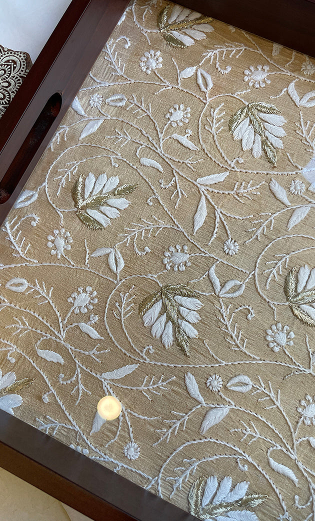 Elegant Wooden Chikankari Tray – Handcrafted Lucknowi Embroidery - HONC0310867