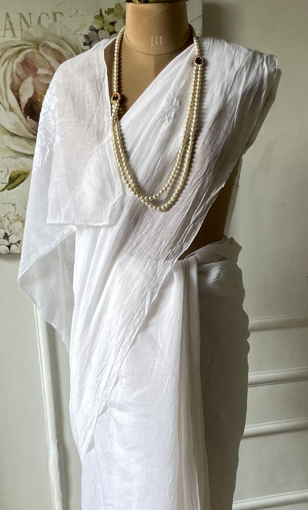 Women's Lakhnavi Handcrafted Mul Chanderi Chikankari Saree - HONC0300001