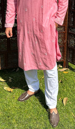 Load image into Gallery viewer, Men's Lucknowi Handcrafted Cotton Chikankari Kurta - HONC03352400
