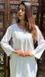 Load image into Gallery viewer, Women&#39;s Lucknowi Handcrafted Cotton Chikankari Kurti - HONC0160302
