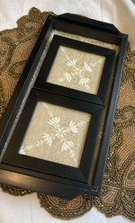 将图像加载到图库查看器中， Handcrafted Chikankari Tray with Two Coasters – Wooden Frame - HONC0310960
