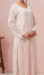 将图像加载到图库查看器中， Women's Lakhnavi Handcrafted Viscose Georgette Chikankari Kurti - HONC0468462