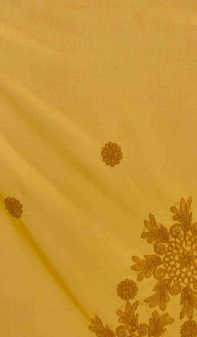 Lakhnavi 手工制作的棉质 Chikankari 桌布 - HONC041223
