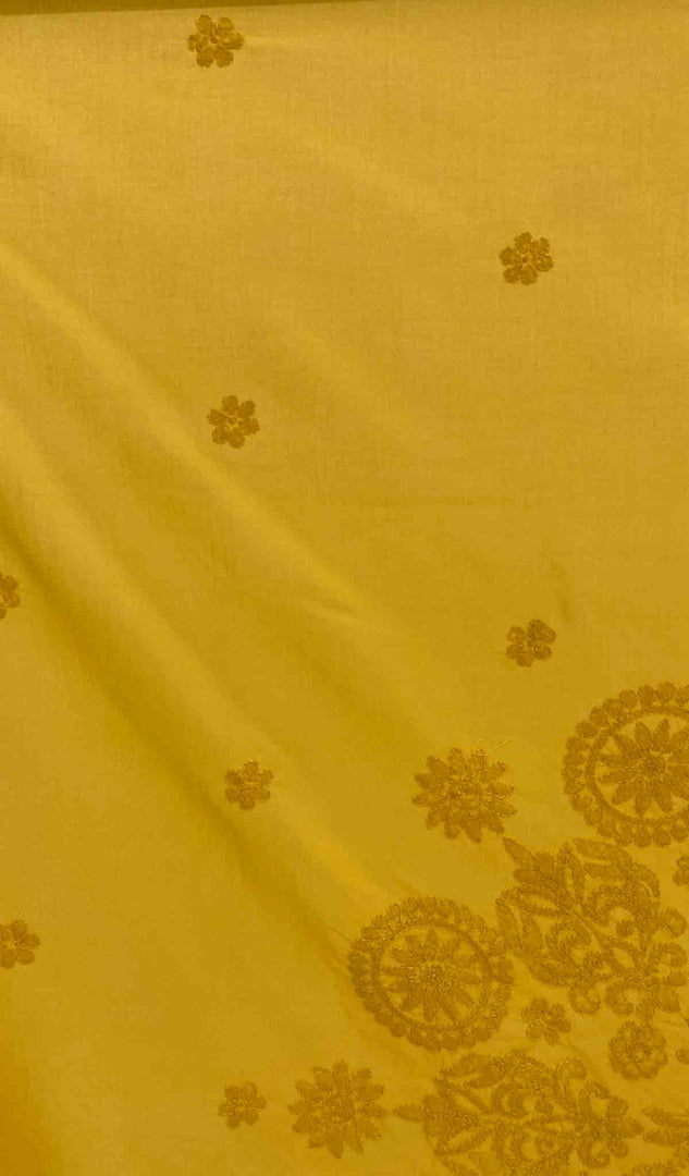 Lakhnavi 手工制作的棉质 Chikankari 桌布 - HONC041203