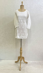 Load image into Gallery viewer, Women&#39;s Lakhnavi Handcrafted Cotton Chikankari Top - HONC0111348