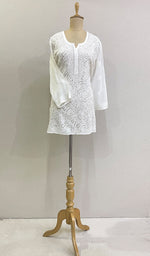 将图像加载到图库查看器中， Women&#39;s Lucknowi Handcrafted Viscose Georgette Chikankari Top - HONC0199690
