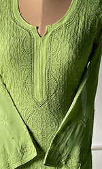 将图像加载到图库查看器中， Yusra Women's Lakhnavi Handcrafted Viscose Georgette Chikankari Kurti- HONC03338130