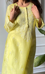 Load image into Gallery viewer, Amayra Women&#39;s Lucknowi Handcrafted Maheshwari Mul Chanderi Chikankari Kurti - HONC0300055
