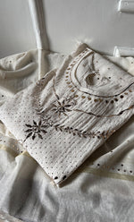 将图像加载到图库查看器中， Women&#39;s Lakhnavi Handcrafted Mul Chanderi Semi - stitched Kurta And Dupatta Set- HONC0321822
