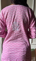 Load image into Gallery viewer, Women&#39;s Lucknowi Handcrafted Cotton Chikankari Kurti - HONC0290209
