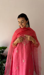 将图像加载到图库查看器中， Women's Lucknowi Handcrafted Pure Organza Silk Stitched Chikankari Kurta, Dupatta With Pant Set- HONC0362245