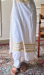 Load image into Gallery viewer, Huma Women's Lucknowi Handcrafted Cotton Chikankari Kurti - HONC0160413
