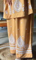 Load image into Gallery viewer, Women&#39;s Lakhnavi Handcrafted Modal Cotton Chikankari Kurta And Pant Set - HONC0300584
