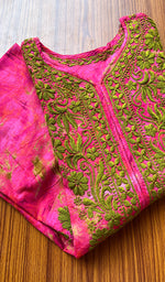 将图像加载到图库查看器中， Women&#39;s Lakhnavi Handcrafted Cotton Chikankari Kurti - NC5740
