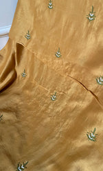 Load image into Gallery viewer, Women&#39;s Lakhnavi Handcrafted Mul Chanderi Chikankari Full Suit Material - HONC0307414
