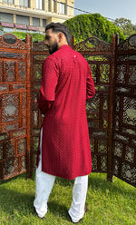 Load image into Gallery viewer, Men&#39;s Faux-Georgette Hakoba Kurta - HONC0322897
