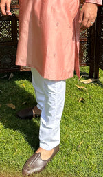 Load image into Gallery viewer, Men's Lucknowi Handcrafted Chanderi Chikankari Silk Kurta - HONC03224280