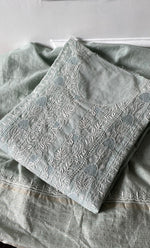 将图像加载到图库查看器中， Women&#39;s Lakhnavi Handcrafted Chanderi Silk Semi - Stitched Anarkali And Dupatta Set - HONC0304456
