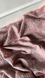 将图像加载到图库查看器中， Women's Lakhnavi Handcrafted Mul Chanderi Unstitched Chikankari Full Suit Material - HONC0319508