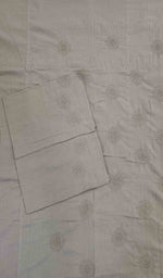 Load image into Gallery viewer, Lakhnavi Handcrafted Cotton Chikankari Bedsheet Set - HONC043439