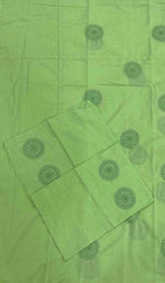 将图像加载到图库查看器中， Lakhnavi 手工制作的 Chikankari 棉质床单套装 - HONC043427