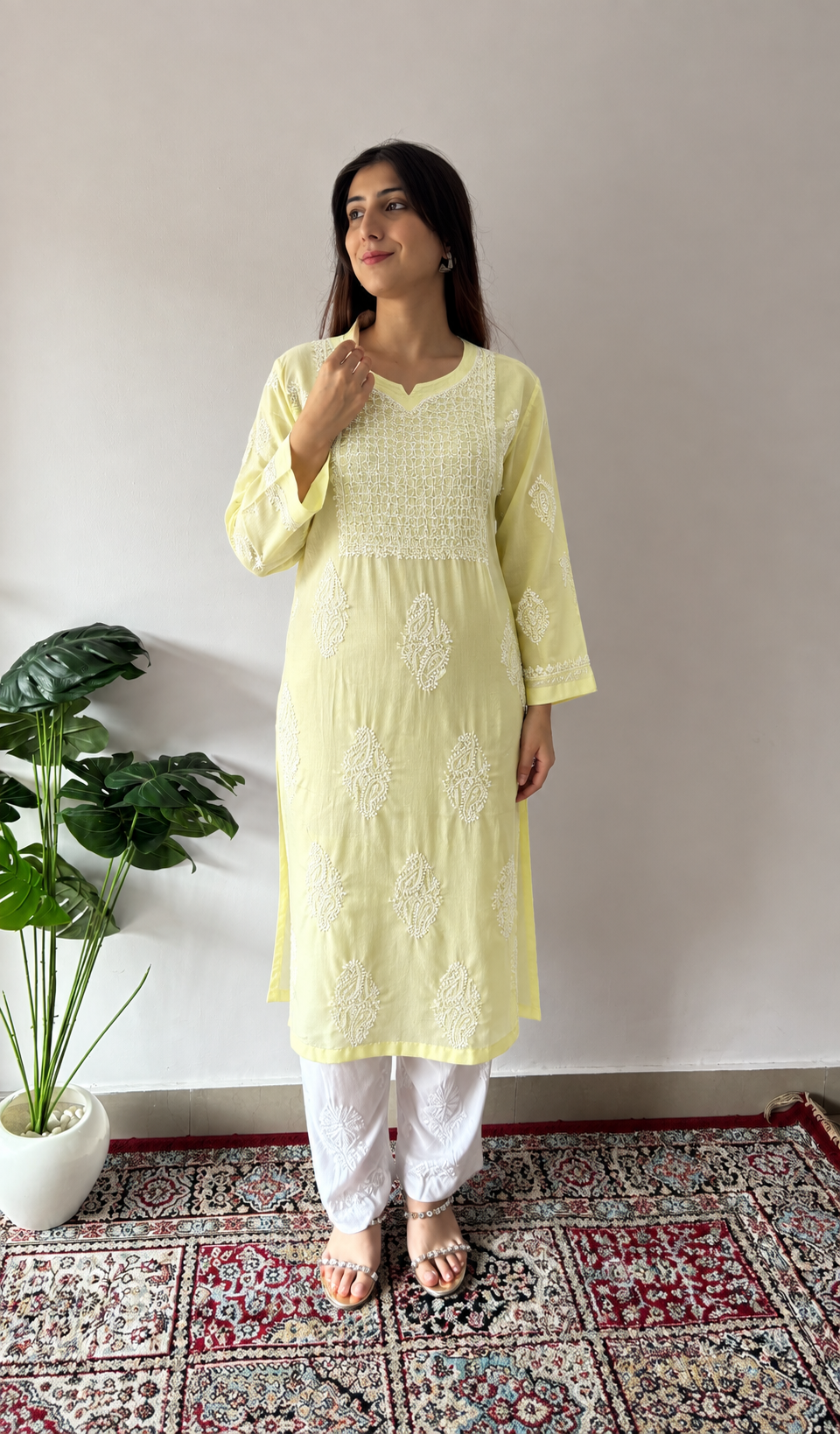 لکھنوی ہاتھ سے تیار کردہ کپاس چکنکاری کورتی - HONC0135342
