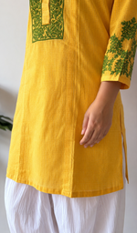 Women's Lakhnavi Handcrafted Yellow Cotton Chikankari Kurti - HONC0139039