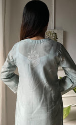 Load image into Gallery viewer, Amayra Women&#39;s Lucknowi Handcrafted Maheshwari Mul Chanderi Chikankari Kurti - HONC0300062
