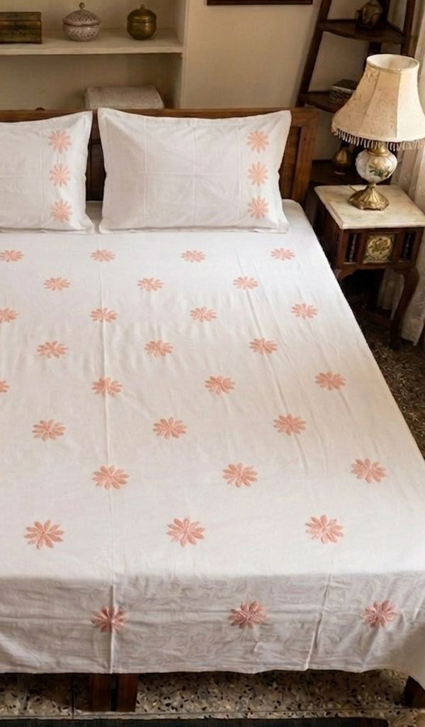 Lakhnavi Handcrafted Cotton Chikankari Bedsheet Set - HONC0373291