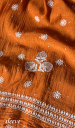 Load image into Gallery viewer, Women&#39;s Lakhnavi Handcrafted Maheshwari Mul Chanderi Kurta And Dupatta Set- HONC0282263
