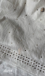 将图像加载到图库查看器中， Women&#39;s Lakhnavi Handcrafted Unstitched Mul Chanderi Kurta And Dupatta Set - HONC0321821
