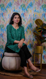 Load image into Gallery viewer, Women&#39;s Lakhnavi Handcrafted Viscose Georgette Chikankari Kurti - HONC0200218
