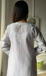 Load image into Gallery viewer, Amayra Women&#39;s Lucknowi Handcrafted Maheshwari Mul Chanderi Chikankari Kurti - HONC0300053
