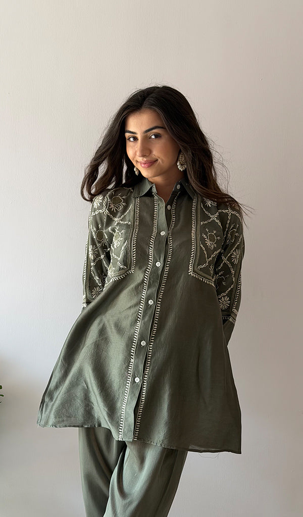 Women's Lakhnavi Handcrafted Chanderi Silk Chikankari Top And Pant Set - HONC0379821