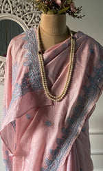 将图像加载到图库查看器中， Women&#39;s Lakhnavi Handcrafted Tussar Silk Chikankari Saree - HONC0289386
