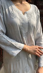 Load image into Gallery viewer, Inaya Women&#39;s Lucknowi Handcrafted Muslin Chikankari Kurti - HONC0223967
