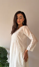 Load image into Gallery viewer, Women's Lakhnavi Handcrafted Cotton Chikankari Kurti - HONC0367967