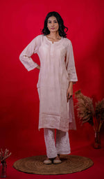 将图像加载到图库查看器中， Inaya Women&#39;s Lucknowi Handcrafted Muslin Chikankari Kurti - HONC0202274
