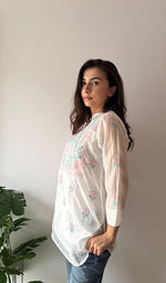 Load image into Gallery viewer, Women's Lakhnavi Handcrafted Mul Chanderi Chikankari Top - HONC0372702