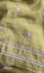 Load image into Gallery viewer, Mehr Women&#39;s Lakhnavi Handcrafted Maheshwari Mul Chanderi Kurta And Dupatta Set- HONC0294448
