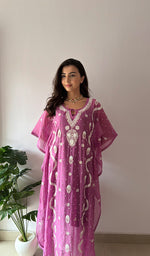 Load image into Gallery viewer, Women's Lucknowi Handcrafted Mul chanderi Chikankari Kaftan - HONC0334561